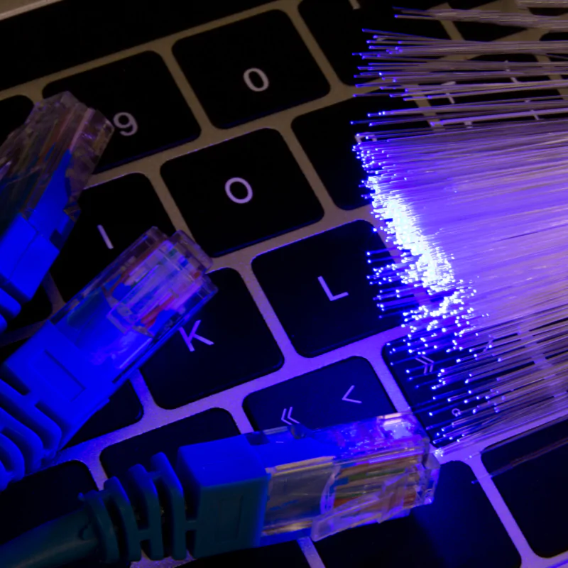 Scientists Achieve New Record for Internet Speed of 301 Terabits Per Second