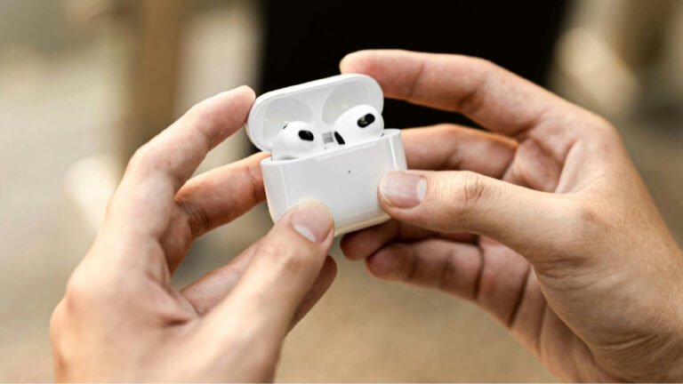 Apple receives FDA approval to transform AirPods Pro into hearing aids