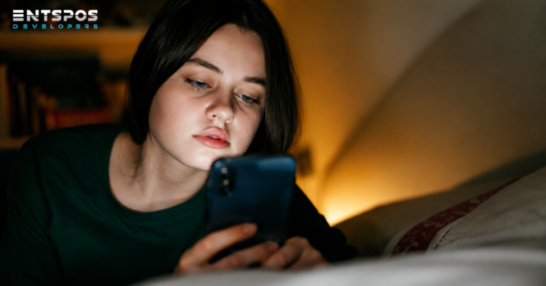 Teen Social Media Bans Go Global: UK Night Curfew & Australia’s Under-16 Crackdown